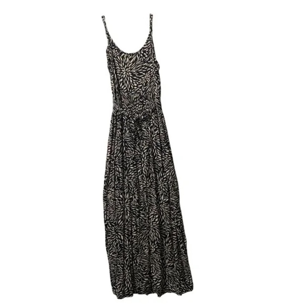 EARTHBOUND Monochrome Floral Maxi Dress
